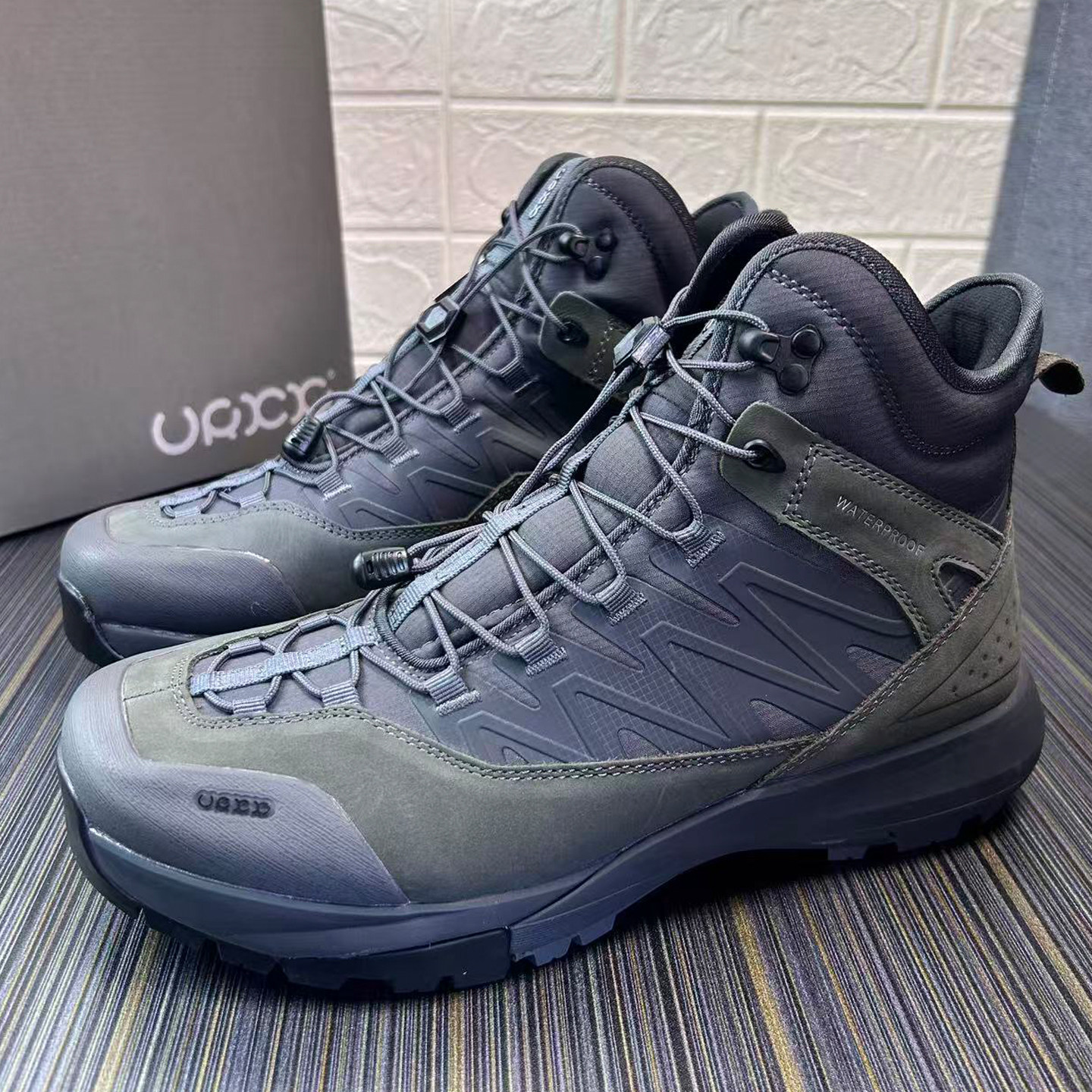 High Top Hiking Leather Shoes  - Hunting Outdoor Brands recensione e prezzo