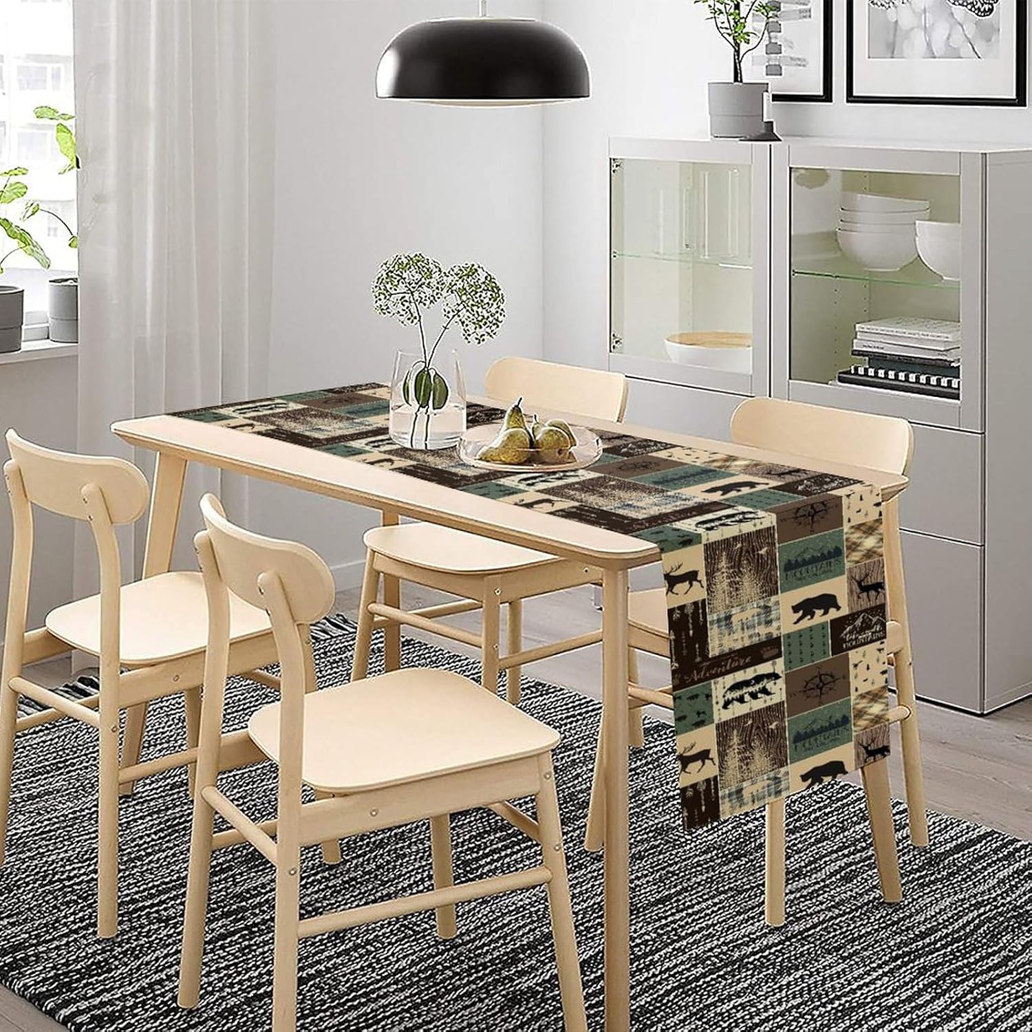 Rustic Farmhouse Deer Bear Tab - Outdoor Hunting News recensione e prezzo